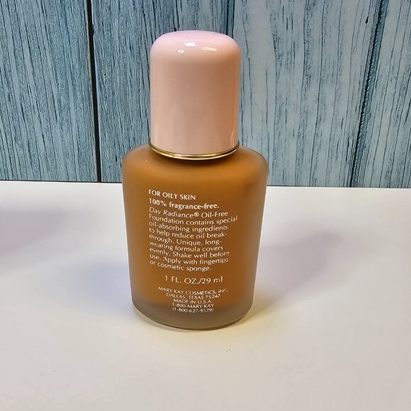 Mary Kay Oil Free Foundation - Bittersweet Bronze #5855 - NIB Old‎ Stock - Picture 3 of 8